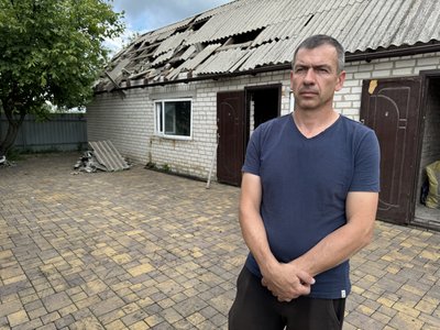"Все тіло було у склі": наслідки падіння російського БпЛА у Чутовому на Полтавщині "Все тіло було у склі": наслідки падіння російського БпЛА у Чутовому на Полтавщині