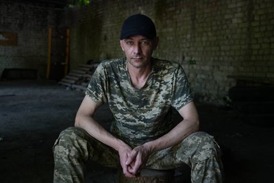 Майже рік пробули на позиції в оточенні військ РФ. Інтерв'ю з військовими 128-ї ОВМБр Майже рік пробули на позиції в оточенні військ РФ. Інтерв'ю з військовими 128-ї ОВМБр