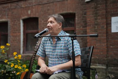 У Сумах відбувся вечір пам'яті Олександра Олеся У Сумах відбувся вечір пам'яті Олександра Олеся