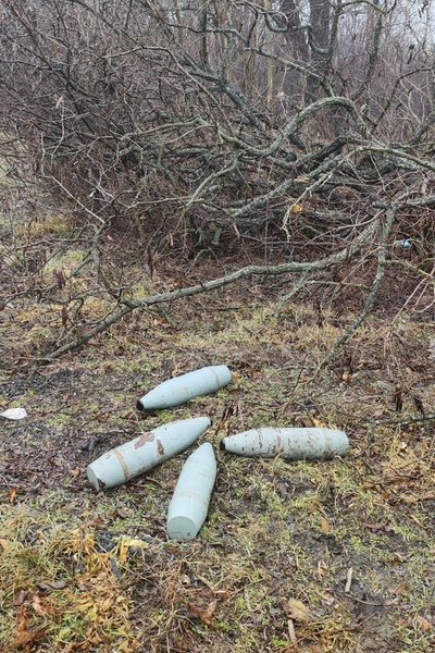 Знайдені боєприпаси на Донеччині. Фото: Telegram / поліція Луганщини Знайдені боєприпаси на Донеччині. Фото: Telegram / поліція Луганщини