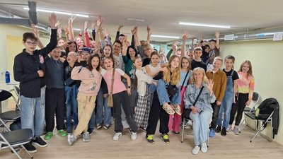 "Навчаємо жити тут і зараз": у Миколаєві працює Центр психічного здоров'я "Кажи" "Навчаємо жити тут і зараз": у Миколаєві працює Центр психічного здоров'я "Кажи"