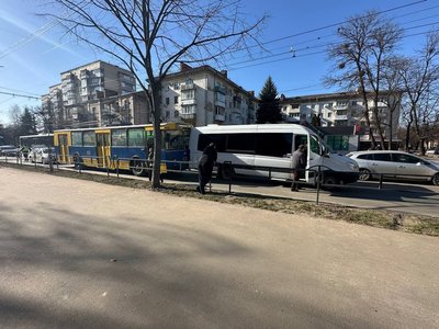 У Житомирі за день сталися дві ДТП за участю тролейбусів: коментар керівника ТТУ У Житомирі за день сталися дві ДТП за участю тролейбусів: коментар керівника ТТУ