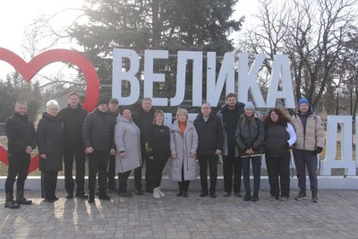 "Там люди сильні духом": як громада на Рівненщині співпрацює з деокупованою громадою Херсонщини "Там люди сильні духом": як громада на Рівненщині співпрацює з деокупованою громадою Херсонщини