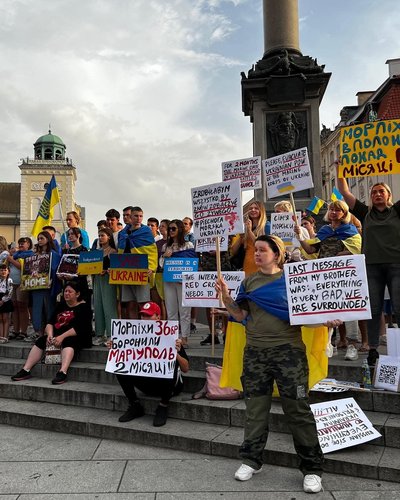 "Я писала йому чотири роки": історія звільненого з російського полону Гліба Ємельянова