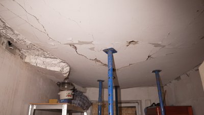 Будинок на вулиці Волковича у Чернігові, який торік пошкодив БпЛА РФ, планують відновити за понад 16 млн грн Будинок на вулиці Волковича у Чернігові, який торік пошкодив БпЛА РФ, планують відновити за понад 16 млн грн