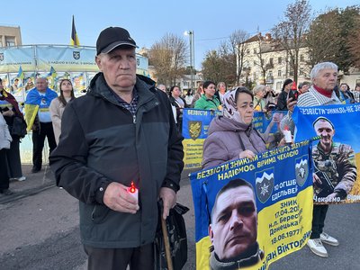 Акція «Вогонь, що не згасає» присвячена пам'яті полеглих воїнів Акція «Вогонь, що не згасає» присвячена пам'яті полеглих воїнів