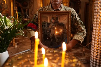 "Дуже багато життів він врятува". В Сумах прощалися з воїном Євгеном Воловиком "Дуже багато життів він врятува". В Сумах прощалися з воїном Євгеном Воловиком