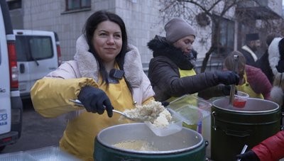 Наталя Бригадар, Жовтий фартух Наталя Бригадар, Жовтий фартух