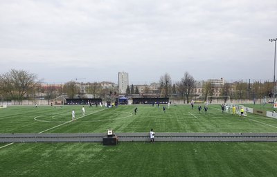 Поле та учасники на ньому, де відбуваються змагання