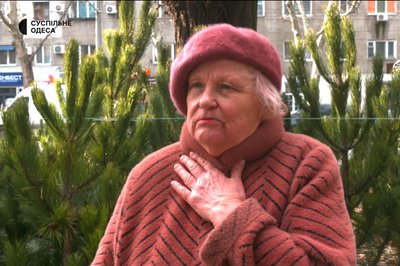 "Ялинка зробить святковий настрій": яка її вартість в Одесі "Ялинка зробить святковий настрій": яка її вартість в Одесі