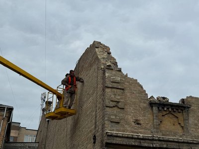 Обіцяють відбудувати: У Черкасах зносять корпус музичної школи — що буде на його місці Обіцяють відбудувати: У Черкасах зносять корпус музичної школи — що буде на його місці