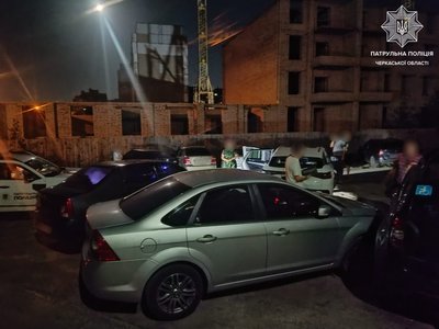 У Черкасах зіштовхнулися шість автомобілів У Черкасах зіштовхнулися шість автомобілів