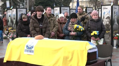 З військовим Андрієм Стрілецьким попрощалися у Рівному З військовим Андрієм Стрілецьким попрощалися у Рівному