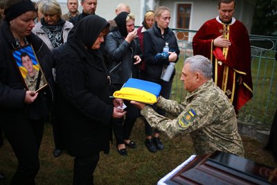 На Тернопільщині, в останню дорогу, попрощалися, військовий, Володимир Гуменюк, 18 вересня На Тернопільщині, в останню дорогу, попрощалися, військовий, Володимир Гуменюк, 18 вересня