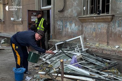 "Вибухова хвиля знесла всі стіни": фото наслідків нічної атаки на Одесу "Вибухова хвиля знесла всі стіни": фото наслідків нічної атаки на Одесу