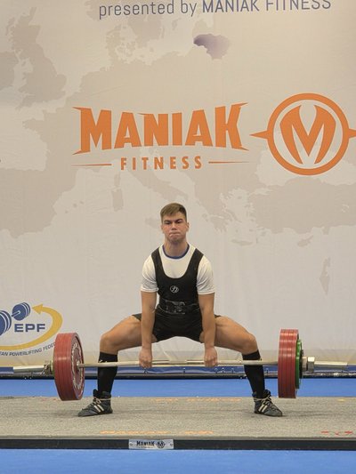 Сум'янин став третім на чемпіонаті Європи з класичного пауерліфтингу Сум'янин став третім на чемпіонаті Європи з класичного пауерліфтингу