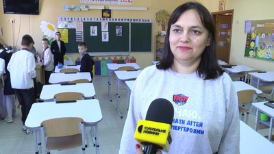 Учні ліцею у Звягелі вчаться надавати першу допомогу при інсульті