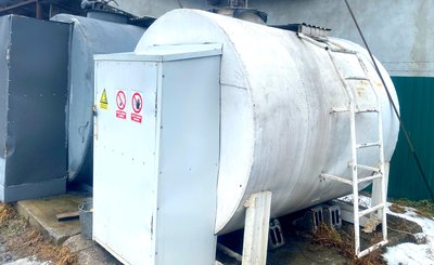 На Волині конфіскували 3,5 тонни дизпалива, яке зберігали без ліцензії На Волині конфіскували 3,5 тонни дизпалива, яке зберігали без ліцензії