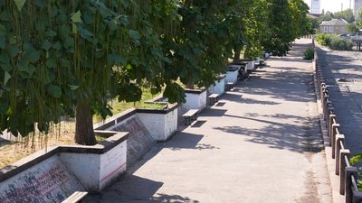 У Кропивницькому бракує 140 урн для сміття: чи планують збільшити кількість У Кропивницькому бракує 140 урн для сміття: чи планують збільшити кількість