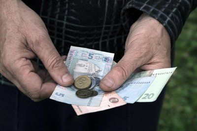 Права людини: що потрібно знати миколаївцям для їхнього захисту Права людини: що потрібно знати миколаївцям для їхнього захисту
