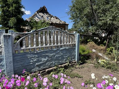 “Село наче вимерло”: як живе Іверське під ударами “Молній”, “Ланцетів” та FPV-дронів