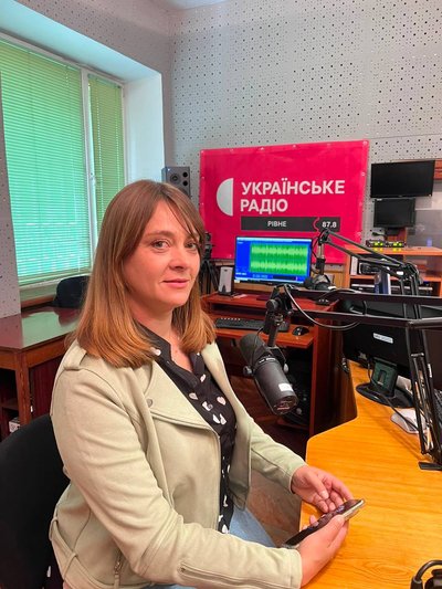 Чат-бот для ветеранів і мобільні бригади допомоги: як у Рівному працює система підтримки ветеранів і їхніх родин
