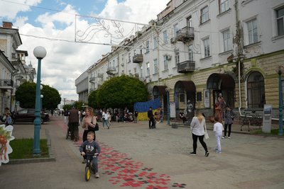 "Мистецтво перемоги": у Сумах відбувся традиційний проєкт Ніч музеїв "Мистецтво перемоги": у Сумах відбувся традиційний проєкт Ніч музеїв