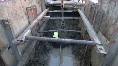 Будують нову систему водовідведення на трьох вулицях Рівного Будують нову систему водовідведення на трьох вулицях Рівного