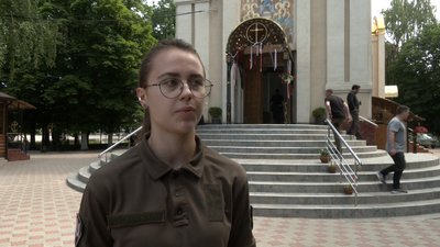 Прощання воєнна журналістка Анастасія Волкова смерть ДТП спогади військовослужбовиця Валерія Слов’янськ Донецька область