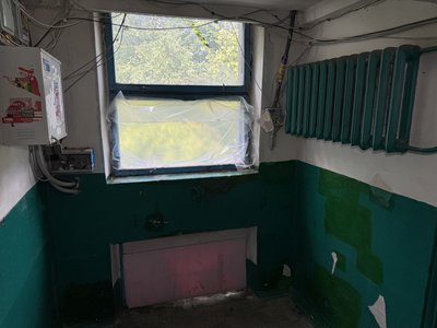 Влада Полтави та фонд "GEM" відмовилися встановлювати вікна після обстрілу на провулку Токарному,7 Влада Полтави та фонд "GEM" відмовилися встановлювати вікна після обстрілу на провулку Токарному,7