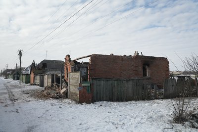 Пряме влучання в приватний будинок: наслідки обстрілу Старого Села на Сумщині Пряме влучання в приватний будинок: наслідки обстрілу Старого Села на Сумщині