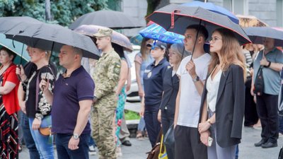 У Житомирі вшанували пам'ять закатованих та загиблих у полоні У Житомирі вшанували пам'ять закатованих та загиблих у полоні