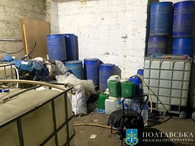 Підпільний цех із незаконним алкоголем: як жителі Харківщини продавали його на Полтавщині