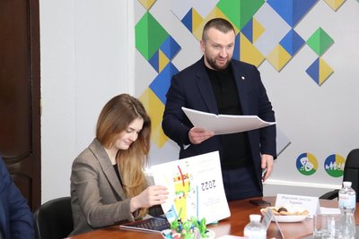Законопроєкти, комітети, голосування. Якою була депутатська діяльність нардепа з Херсонщини Володимира Іванова Законопроєкти, комітети, голосування. Якою була депутатська діяльність нардепа з Херсонщини Володимира Іванова