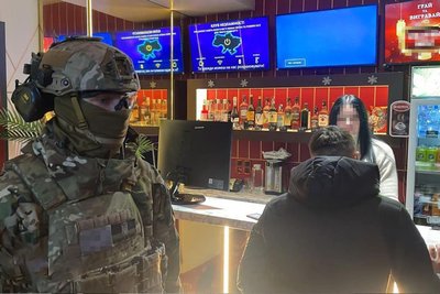 На Житомирщині СБУ ліквідувала мережу підпільних казино, які працювали на адміністрацію Сальдо під час окупації Херсона На Житомирщині СБУ ліквідувала мережу підпільних казино, які працювали на адміністрацію Сальдо під час окупації Херсона