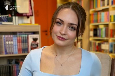 "Досі питають про книги російською": як працює книгарня-кав’ярня видавництва "Старого Лева" в Одесі "Досі питають про книги російською": як працює книгарня-кав’ярня видавництва "Старого Лева" в Одесі