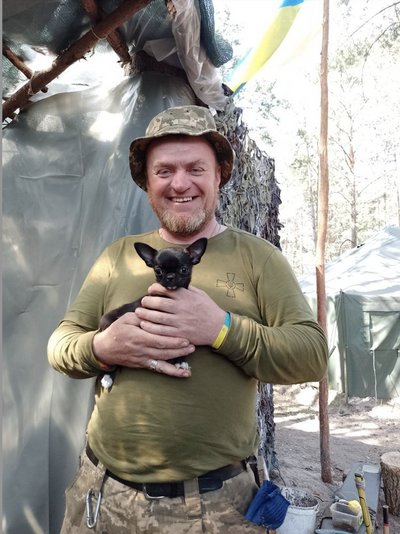 "Не хочу, щоб хтось відчував те, що я": черкащанка півтора року розшукує зниклого безвісти батька "Не хочу, щоб хтось відчував те, що я": черкащанка півтора року розшукує зниклого безвісти батька