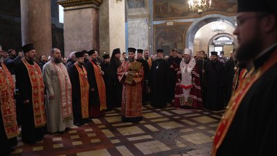 У Спасо-Преображенському соборі у Чернігові пролунала молитва за Україну: чи хоче ПЦУ взяти храм в оренду У Спасо-Преображенському соборі у Чернігові пролунала молитва за Україну: чи хоче ПЦУ взяти храм в оренду