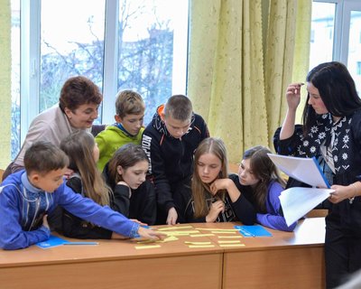 "Говоримо українською" – в Житомирі стартував освітній проєкт для дітей-переселенців "Говоримо українською" – в Житомирі стартував освітній проєкт для дітей-переселенців