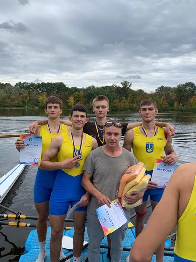 Веслувальники спорт Херсон Веслувальники спорт Херсон