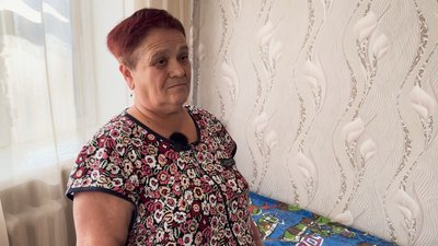 "Як дощ, то не будемо плавати": у Прилуках ремонтують гуртожиток, у якому живуть ВПО