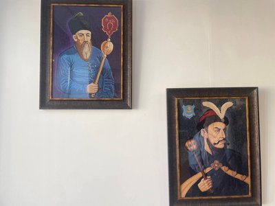 Вишитий Зеленській у Львові, донецька веснянка у Німеччині та нова пісня про Маріуполь у Зіброва: культурна добірка Вишитий Зеленській у Львові, донецька веснянка у Німеччині та нова пісня про Маріуполь у Зіброва: культурна добірка