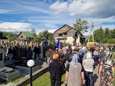 На Закарпаття попрощалися з полеглим захисником Василем Андращуком На Закарпаття попрощалися з полеглим захисником Василем Андращуком