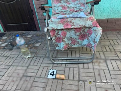 Підрив піротехніки біля будинку: одесита підозрюють у хуліганстві Підрив піротехніки біля будинку: одесита підозрюють у хуліганстві