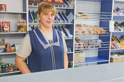 Життя люди евакуація продавчиня Ірина село Андріївка Великоновосілківська громада Волноваський район Донеччина 20 вересня 2024 року Життя люди евакуація продавчиня Ірина село Андріївка Великоновосілківська громада Волноваський район Донеччина 20 вересня 2024 року