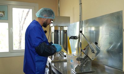 Ковбаса від ветерана: черкащанин після служби у війську відкрив власну майстерню