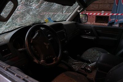Росіяни завдали удару по центру Харкова 25 травня, пошкоджене авто Росіяни завдали удару по центру Харкова 25 травня, пошкоджене авто