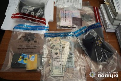 В Одесі двоє чоловіків вимагали у призовників В Одесі двоє чоловіків вимагали у призовників