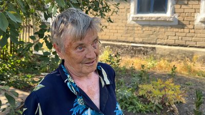 Евакуація люди обстріли армія РФ жителька Першого Травня Лідія Трегубова селище Перше Травня Покровський район Донецька область 20 вересня 2024 рік Евакуація люди обстріли армія РФ жителька Першого Травня Лідія Трегубова селище Перше Травня Покровський район Донецька область 20 вересня 2024 рік
