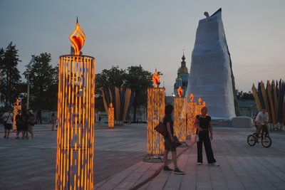 Площа Конституції у Харкові Площа Конституції у Харкові